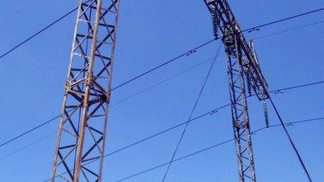 Средно по 36 лв. за ток са платили клиентите на ЧЕЗ през май