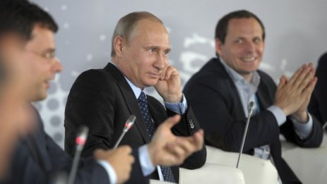 Ким Чен Ун е впечатлен от успехите на Путин