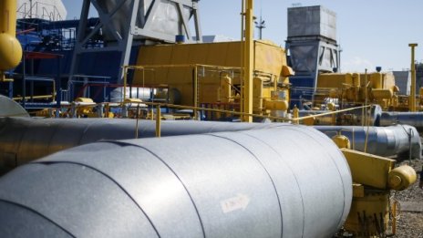 Имаме готовност да осигурим газ за 3-4 месеца, успокои Бобева