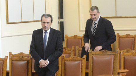 Всички ще съжаляват за Орешарски, убеден е Йовчев