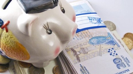 Спестили сме още 138 млн. лв. през май