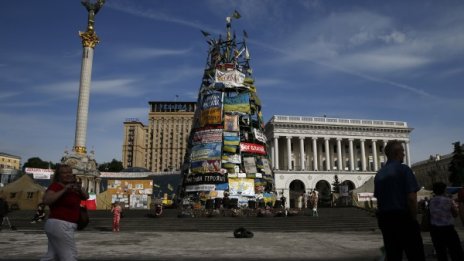 Киев провокира война, за да избегне революция