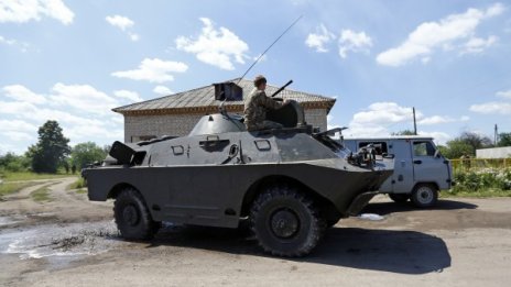 Проруски бунтовници нападнаха военен пост в Източна Украйна