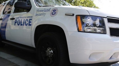 Седем ранени след стрелба в Ню Орлиънс