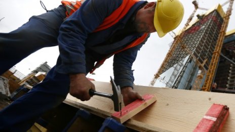 Безработицата през юни е 10,7% 