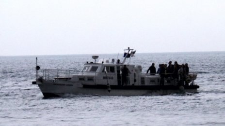 Четирима бедстваха на яхта край Каварна, спасиха ги