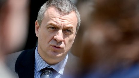 Йовчев зове: Спрете с откровените глупости за градушките!