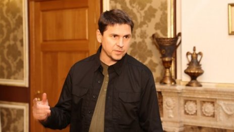 Съветник на Зеленски: Русия целенасочено изпраща дронове в небето на Румъния