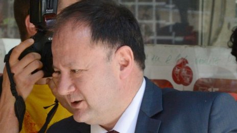 БСП ще подкрепи Вигенин за еврокомисар, сигурен е Миков