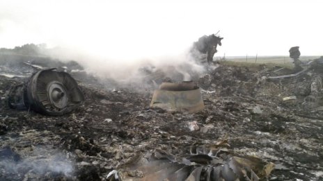 Холандска полиция отива на мястото на инцидента с Боинга