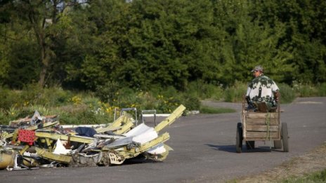 Още тела от Боинга откриха в гориста местност в Украйна