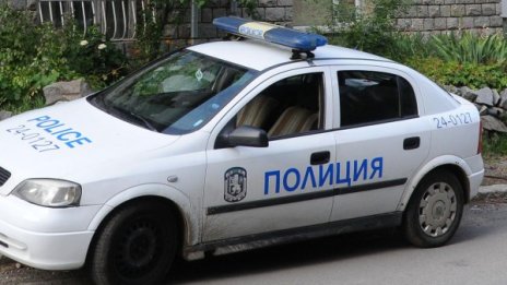 Хванаха четирима мъже непосредствено след кражба 