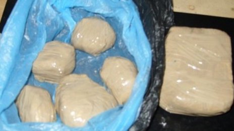 Килограм хероин задържаха митничарите на Калотина