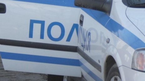 Четирима отвлякоха бус с пътници край Перник