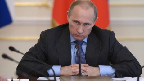 Владимир Путин започва посещение в Крим