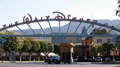 Amazon и Disney се сдърпаха не само за цената