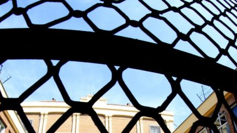 Затворници снимаха бягството си и го качиха в интернет