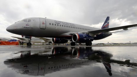 Пилот на Аерофлот: Прелитаме над останките на Украйна