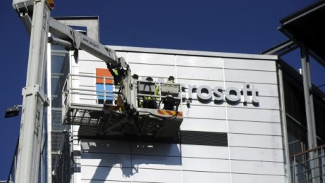 Богат, по-богат, Microsoft