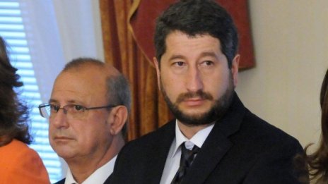 Министър Иванов все пак взе съдия Адамова на служба