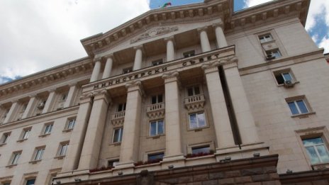МС гледа доклад за бюджета, приходите за 6-те месеца изостават
