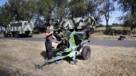 Русия отрече: Руски военни в Украйна няма 