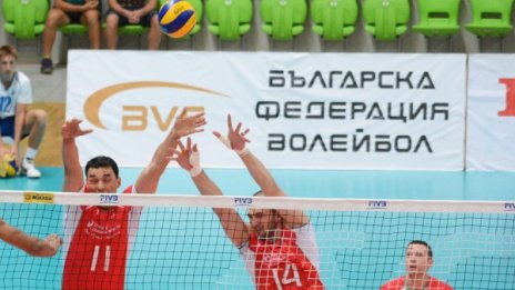 Волейболните ни "лъвове" превзеха "китайската стена"