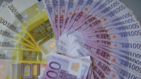 Държавните нефтени компании на Русия-обект на санкции на ЕС