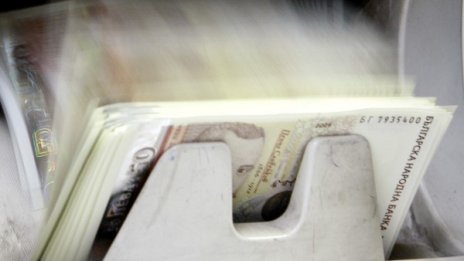 Кабинетът раздаде над 50 млн. лева по различни пера