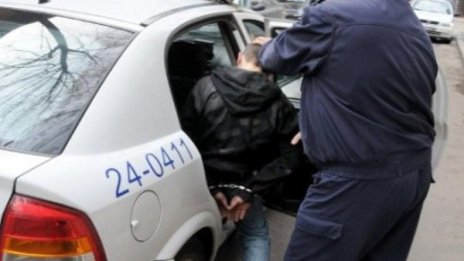 Пловдивската полиция закопча двама за купуване на гласове