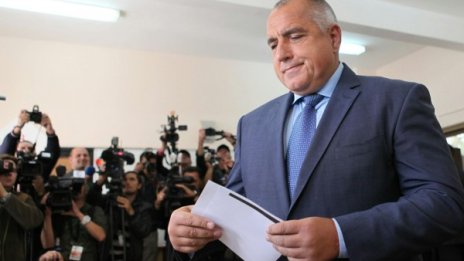 Ще бъдем само в стабилен кабинет, стига коалиции „Орешарски” 