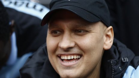 Лечението на Стилиян Петров завършва след 3 месеца