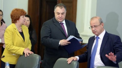 Здравното министерство ще договаря пряко шествалентна ваксина за бебета
