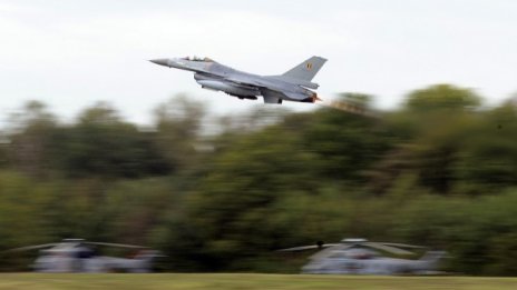 Турция не е дала базата Инджирлик за борба срещу ИД