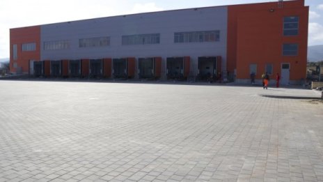 Пазарът на логистични площи у нас е в застой