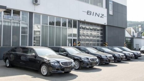 Mercedes-Benz E-Class с 6 врати