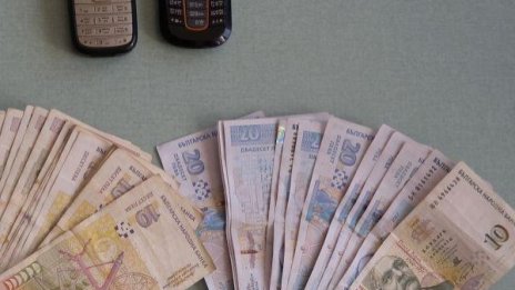 Ало измамници отмъкнаха над 7 бона от две жени в Харманли