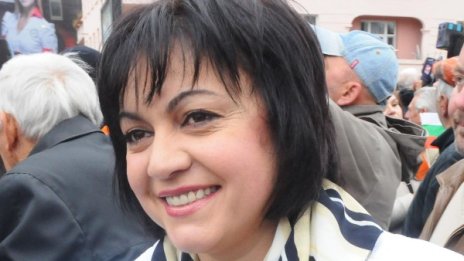 Нинова: До края на ноември трябва да приемем Бюджет 2015