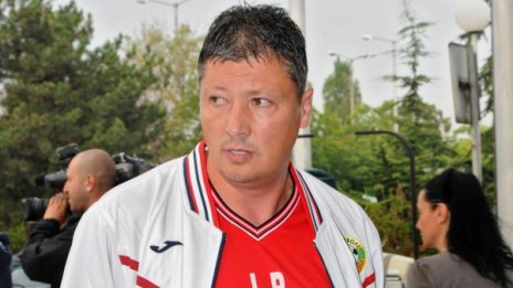 БФС реши: Любо Пенев остава!