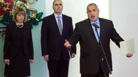 В името на кабинета: Борисов обеща компромиси до дупка 