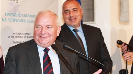 Дол за кабинета: Борисов поема голяма отговорност