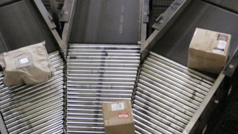 Американски турист опитал да изпрати от Тайланд колети с човешки части