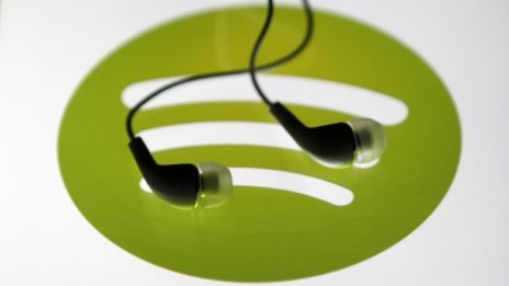 Spotify обединява сили с Uber