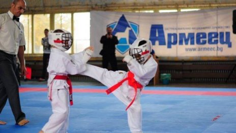 213 състезатели по карате киокушин спориха на турнир в Шумен