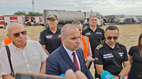 След дерайлиралите цистерни: Няма непосредствена опасност за населението