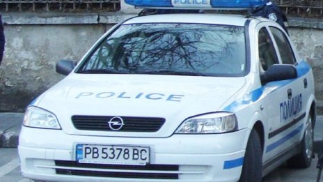 Откраднаха близо 5 бона от камион в Поповица