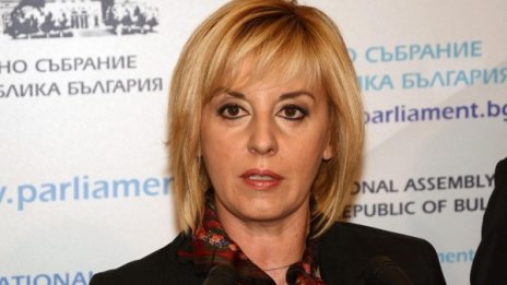В БСП зрее напрежение, има ли кръг "Манолова"?