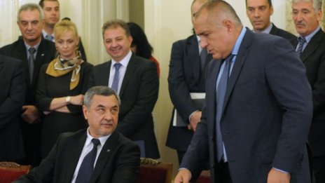 ПФ и ГЕРБ май затоплят отношенията, задава се компромис