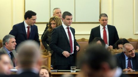 Бюджет 2015 - само първа стъпка към стабилен бюджет 