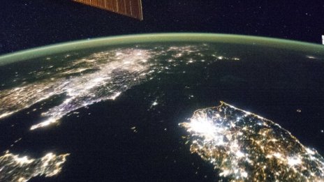 Земята е плоска! Лъжат, че е кръгла! Нямало и гравитация